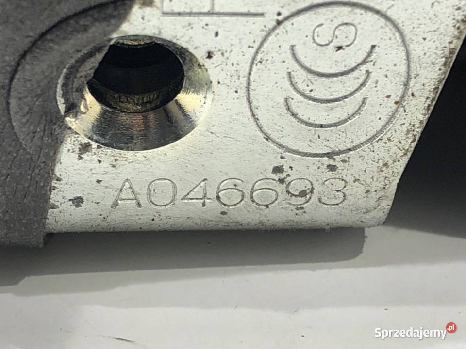 ZAMEK DRZWI PRAWY PRZÓD TOYOTA COROLLA E13 sprzedam