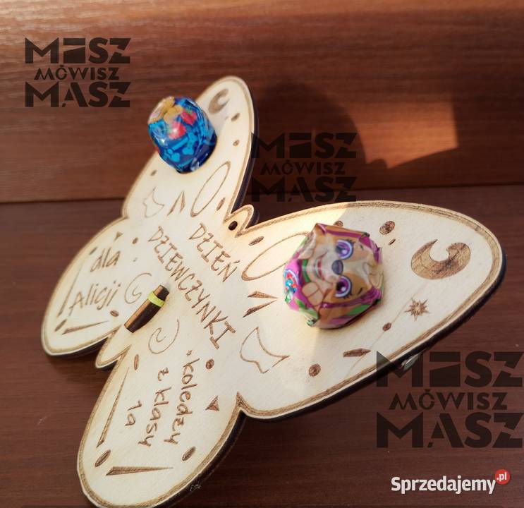 Motylek z lizakami na dzień dziewczynki plus wielkopolskie Racot