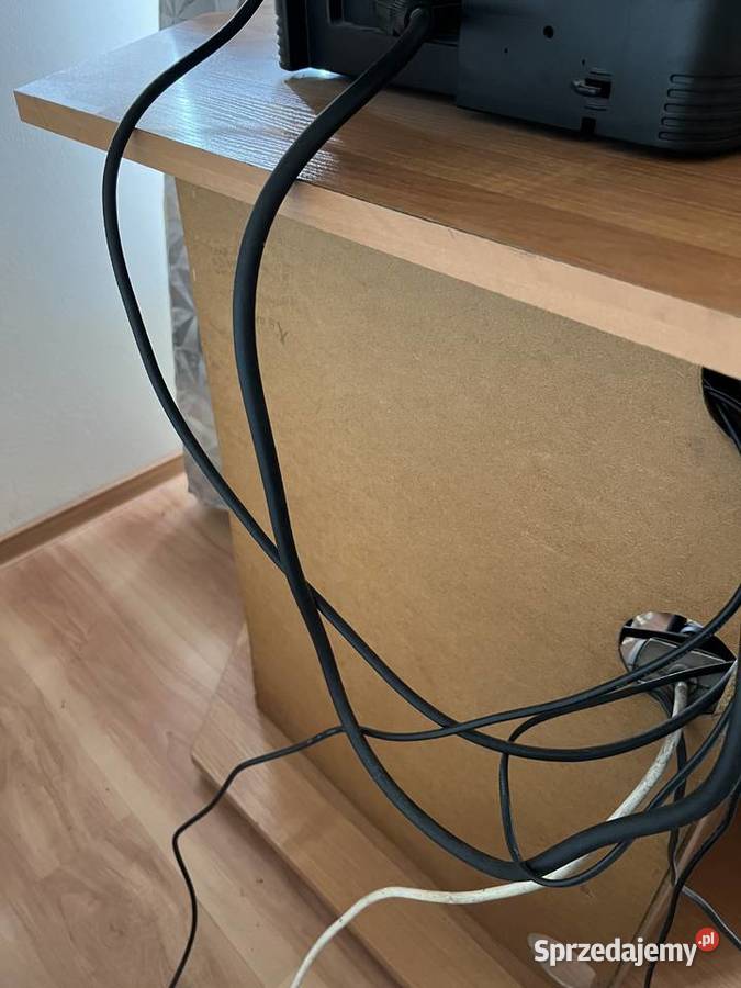 Komoda pod telewizor ze szklaną szybą Meble Jasło