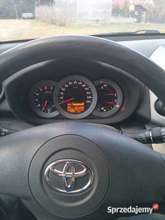 Rav4 salon polska D4D 136 Szemud