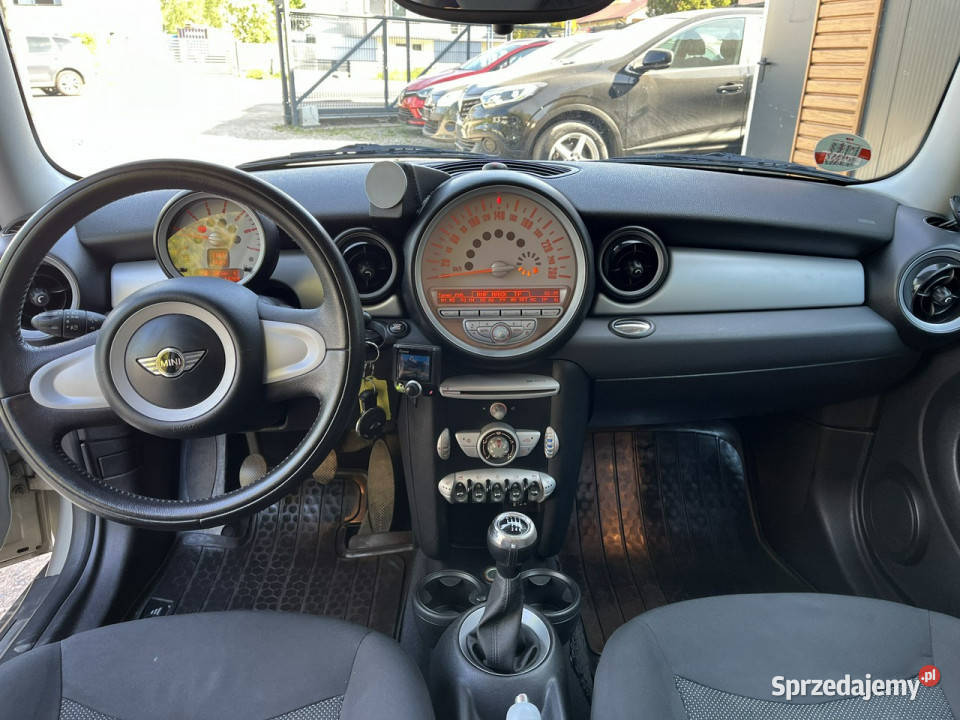 Mini Cooper 16 Oryginal Lakier Klima 6biegów Rok produkcji 2009 Częstochowa