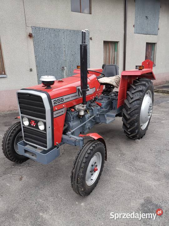 Massey Ferguson 255 Nowy Silnik stan ciągnika Lubochnia