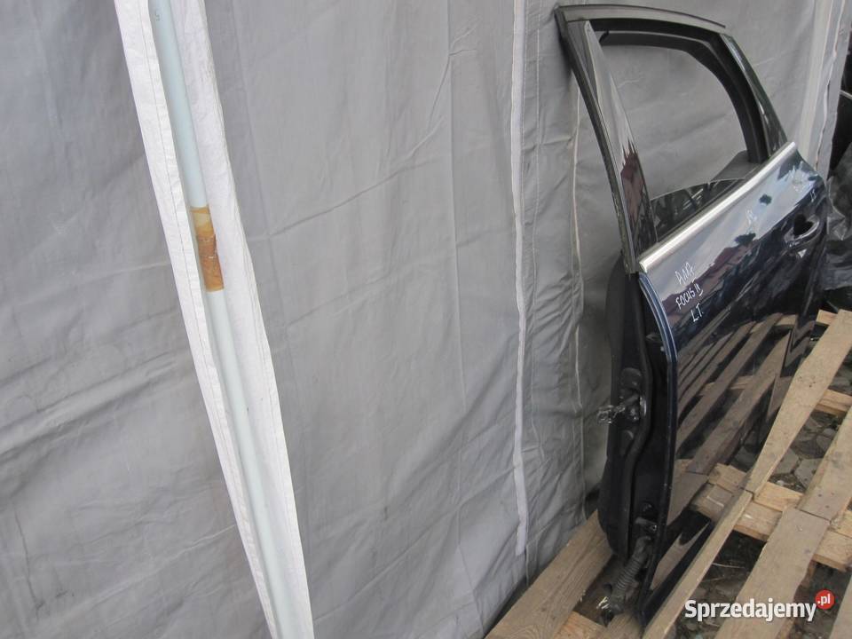 FORD FOCUS MK3 III 12r drzwi lewe tył kompletne sprzedam