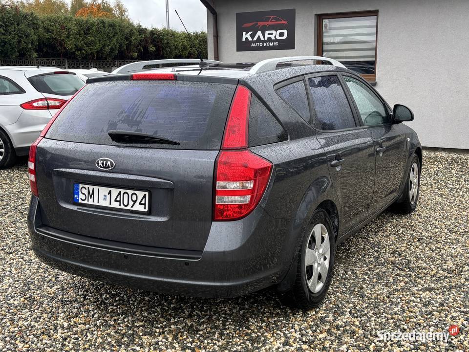 Kia Ceed welurowa tapicerka Cee'd Paniówki
