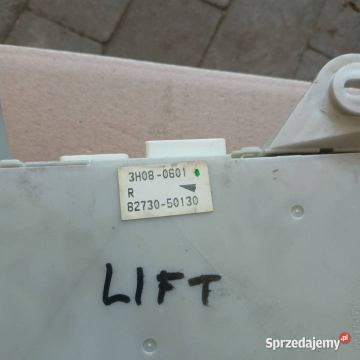 Lexus LS 430 lift skrzynka bezpieczników