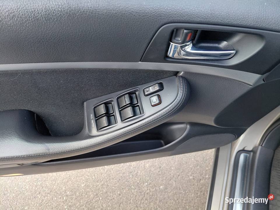 TOYOTA AVENSIS XI2006r 2016V 147 175 Automat Avensis Jelenia Góra