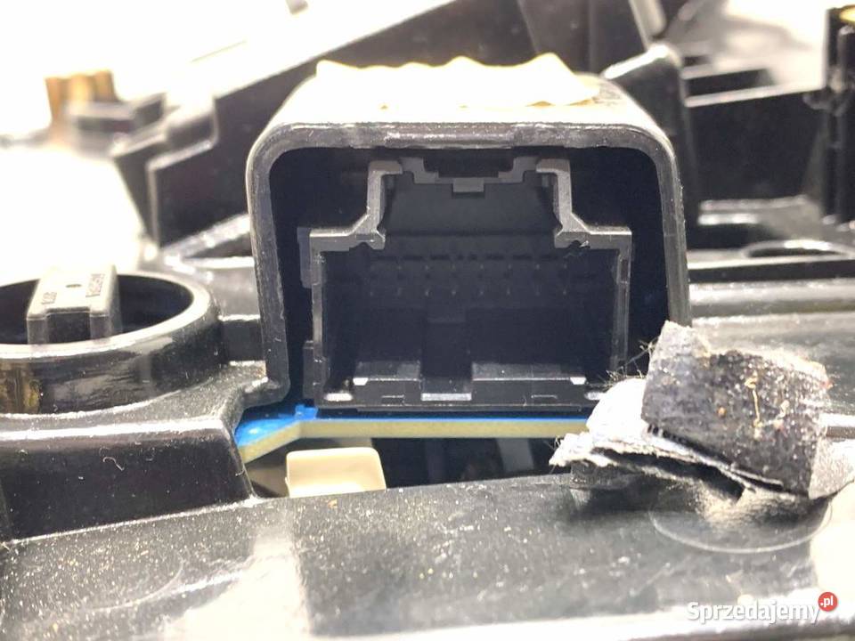 LAMPA SUFITOWA JEEP GRAND CHEROKEE WK Hatchback osobowe sprzedam