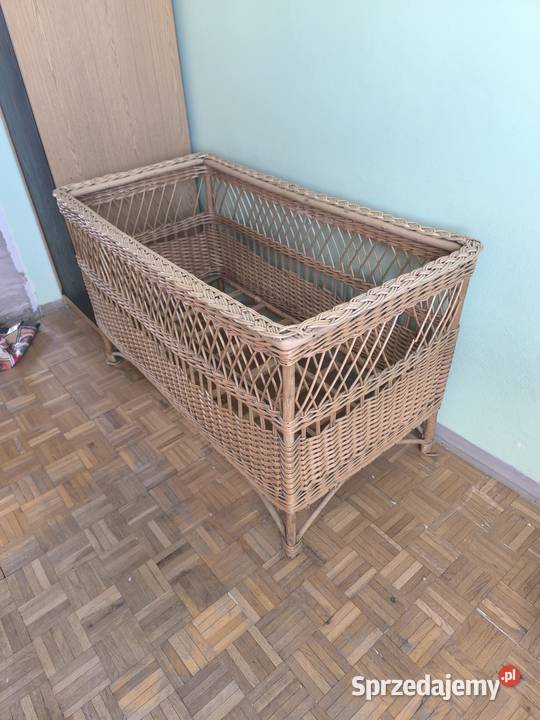 Łóżeczko wiklinowe PRL Piotrków Trybunalski
