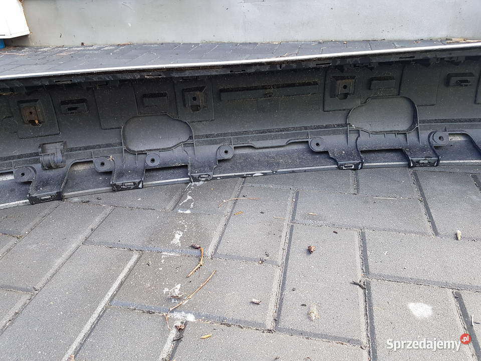 VW CADDY 2K0 2005 2009 ZDERZAK TYL SREBRNY