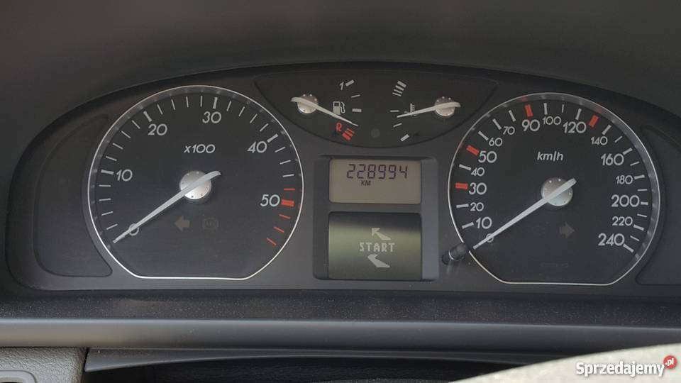 Renault laguna 22 dci Initiale radio / CD Laguna sprzedam