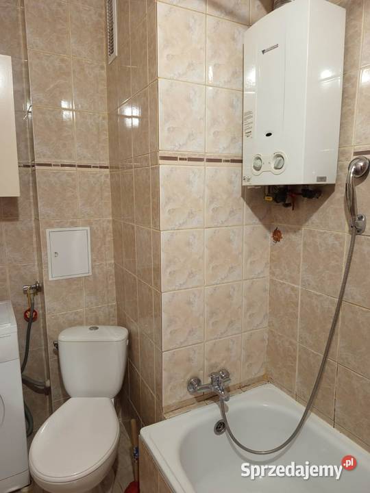 Sprzedam mieszkanie 37 m Legnica ścisłe centrum 37m2