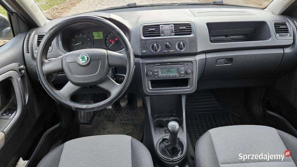 Skoda Fabia 2012 r 14 benzyna salonowy zadbany Wrocław
