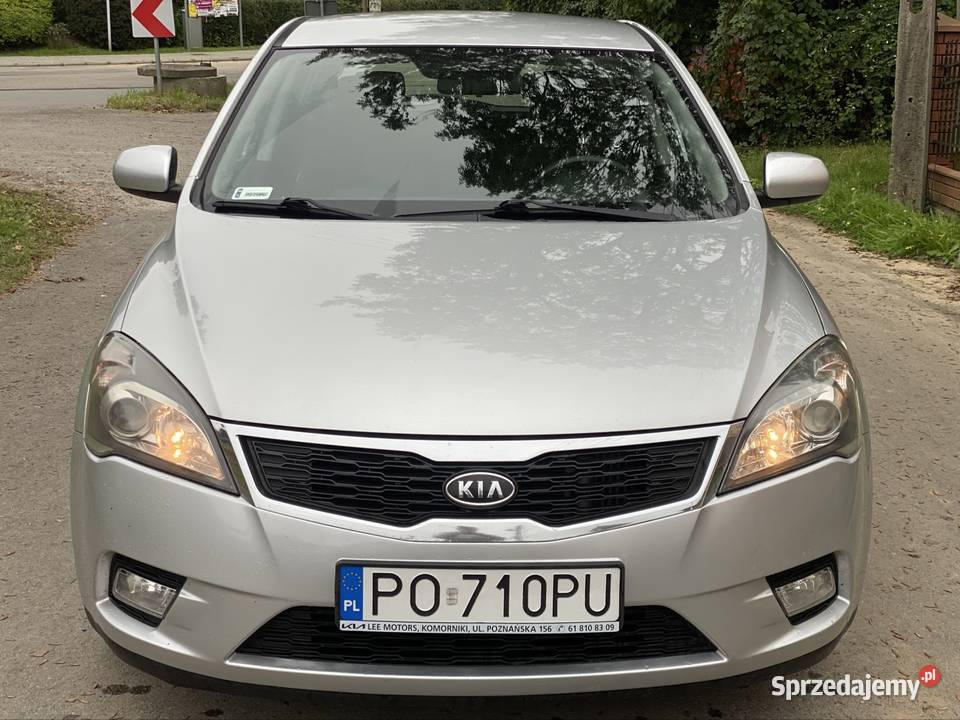 KIA CEED 2010 r 16 diesel nowy samochód klima klimatyzacja podkarpackie