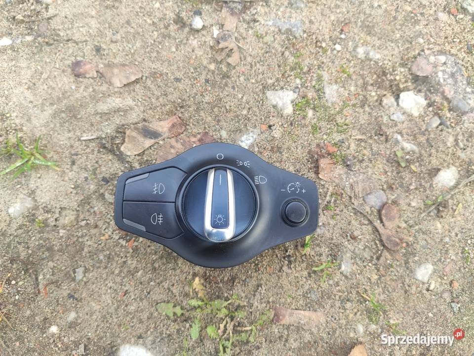 A4 b8 włącznik świateł