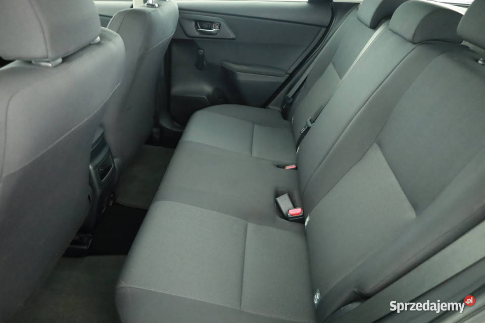 Toyota Auris 16 Valvematic hak Piaseczno