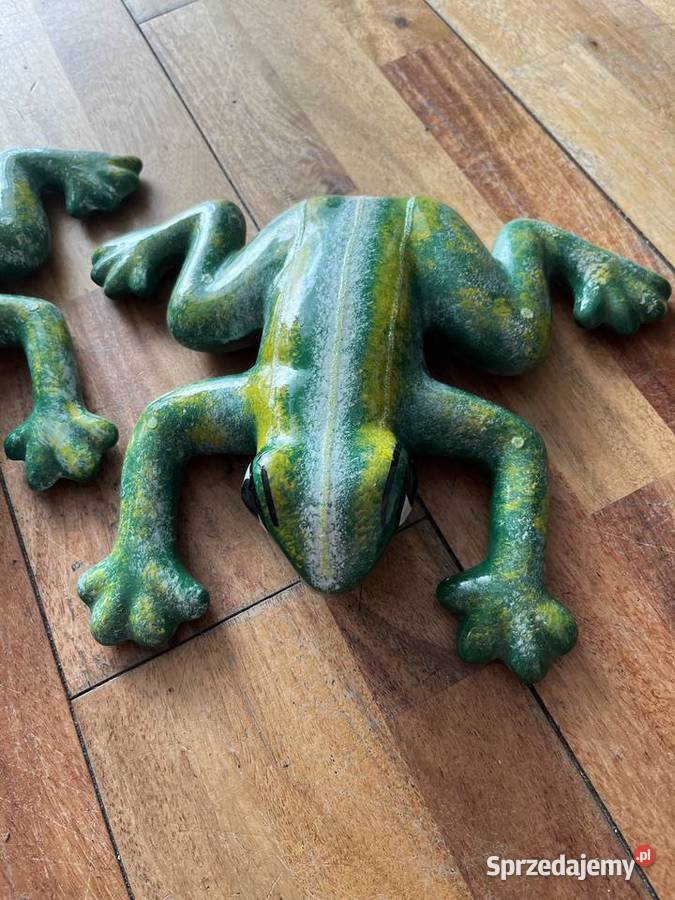 ceramiczne żaby piękna ozdoba biura mieszkania