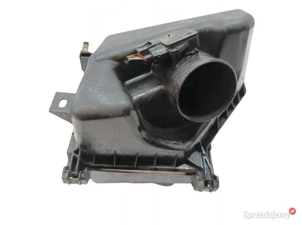 OBUDOWA FILTRA POWIETRZA 0R02 20 D4D Toyota