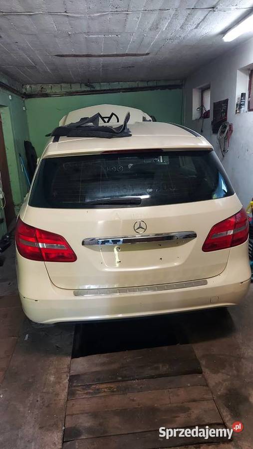 Mercedes W246 B180 na części diesel Klasa B świętokrzyskie Bliżyn