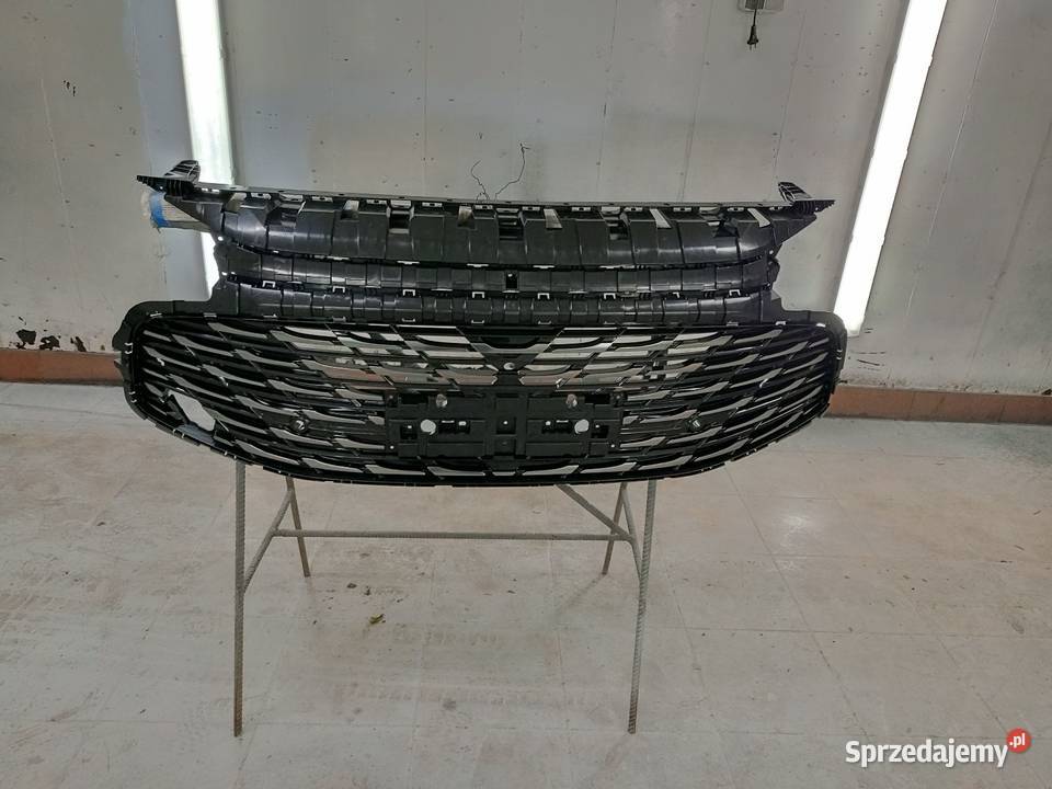 MG HS II 24 atrapa zderzaka grill terenowe Góra Kalwaria