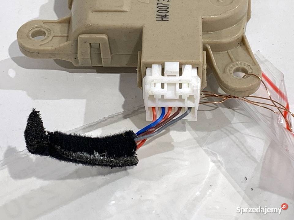 SILNIK NAGRZEWNICY KIA H400730912A NIRO II SG2