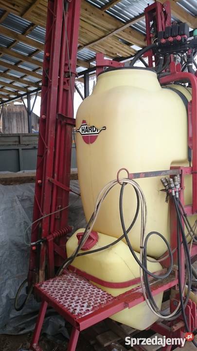 Opryskiwacz zawieszany Hardi 800L