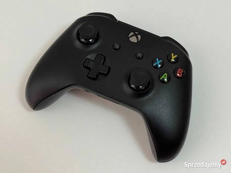 KONSOLA XBOX ONE X 1TB PAD OKABLOWANIE ZESTAW Śrem