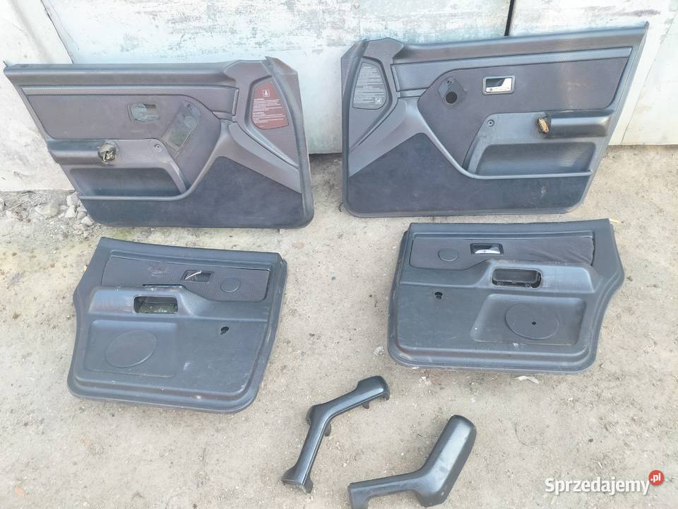 AUDI 80 B3 80B3 80B4 80 B4 BOCZEK BOCZKI DRZWI sprzedam