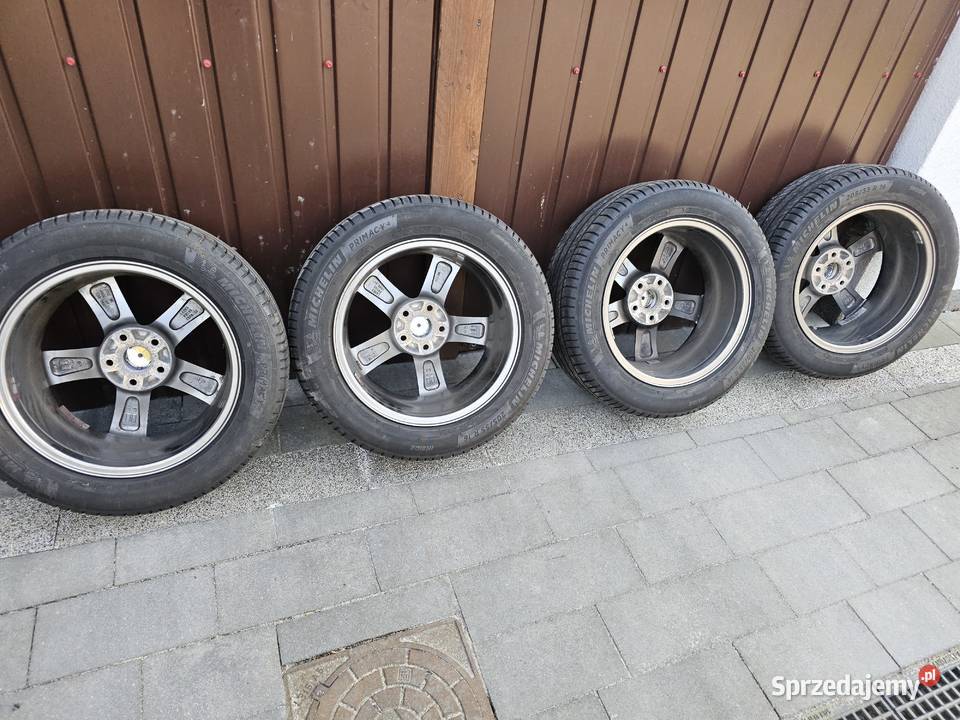 Felgi aluminiowe 16 z oponami Michelin Góra