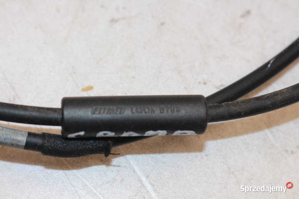 FIAT CROMA 2 CIĘGNO LINKA MASKI 51762242 osobowe Prochowice sprzedam