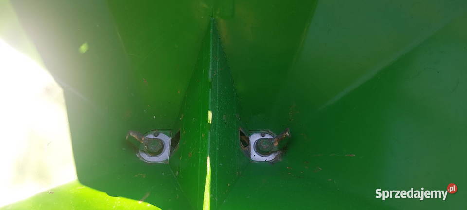 Rozsiewacz Amazon ZAF 804 R Dobrzany sprzedam