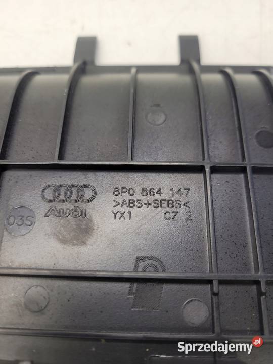 ZAŚLEPKA POPIELNICZKI PRZÓD AUDI A3 8P 8P0864147 osobowe Przystajń