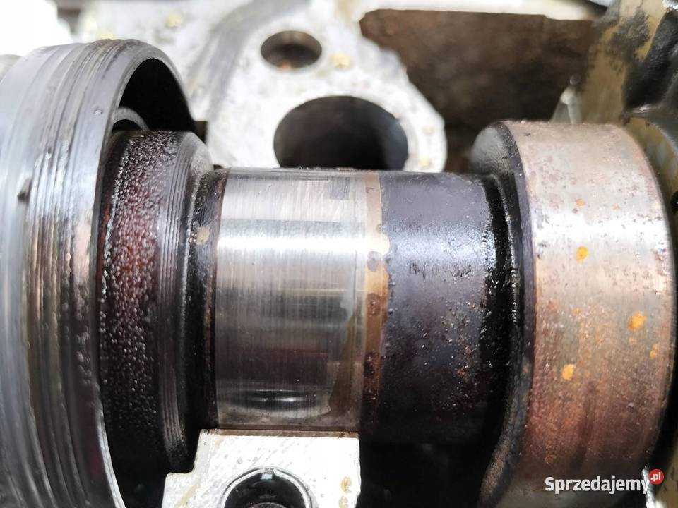 GŁOWICA KOMPLETNA 058103373A 18 20V Audi A4 I