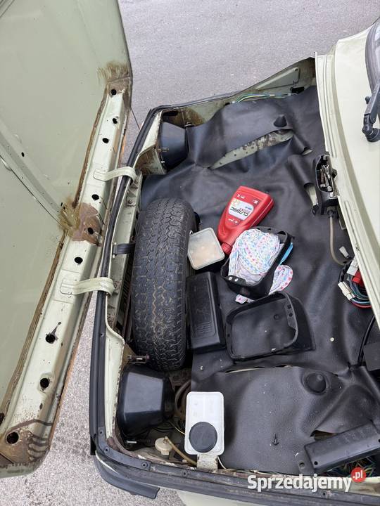 Fiat 126P 650E kapliczka bagażnik dachowy Domaradz