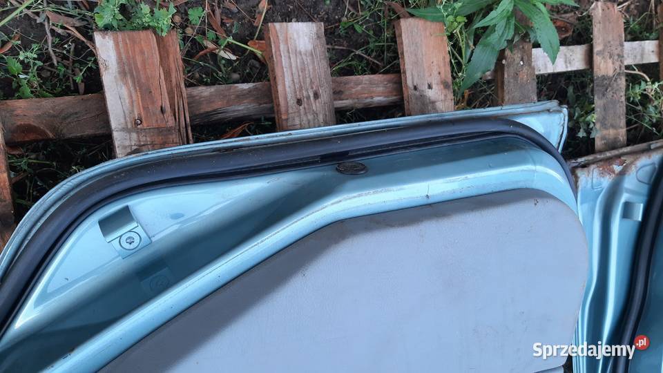 drzwi prawe kompletne BMW e46 kombi lak 4426 osobowe Dębno