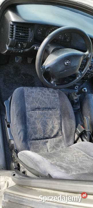 Vectra B 16 8v LPG światła do jazdy dziennej Stalowa Wola