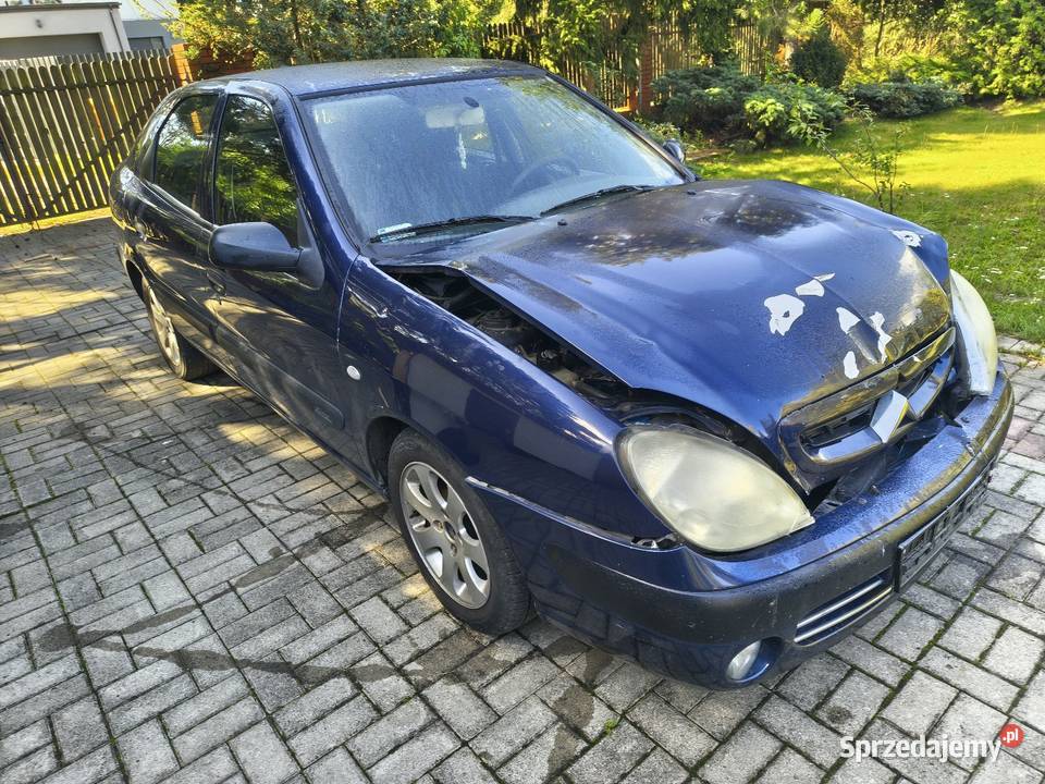 Citron Xsara II 16 benzyna 2004 uszkodzony na Stanisławów Pierwszy sprzedam