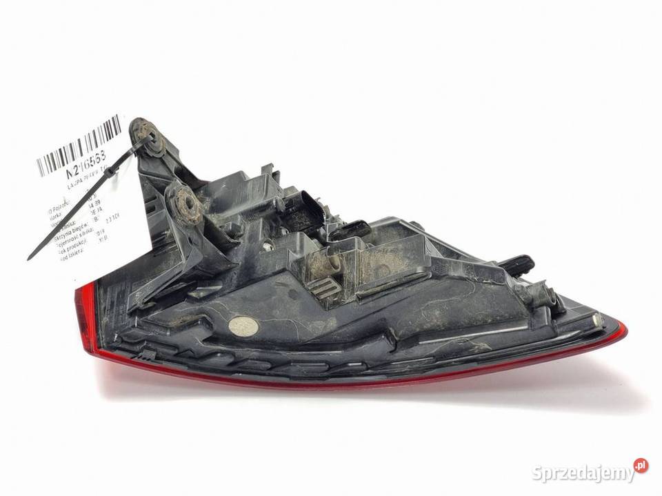 LAMPA PRAWA TYŁ AUDI A4 B9 8W9945092C Lipno