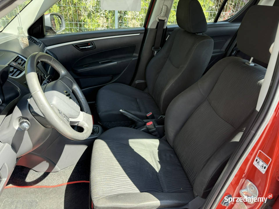 Suzuki Swift Niski oryginalny przebieg V 2010 isofix Swift Poznań