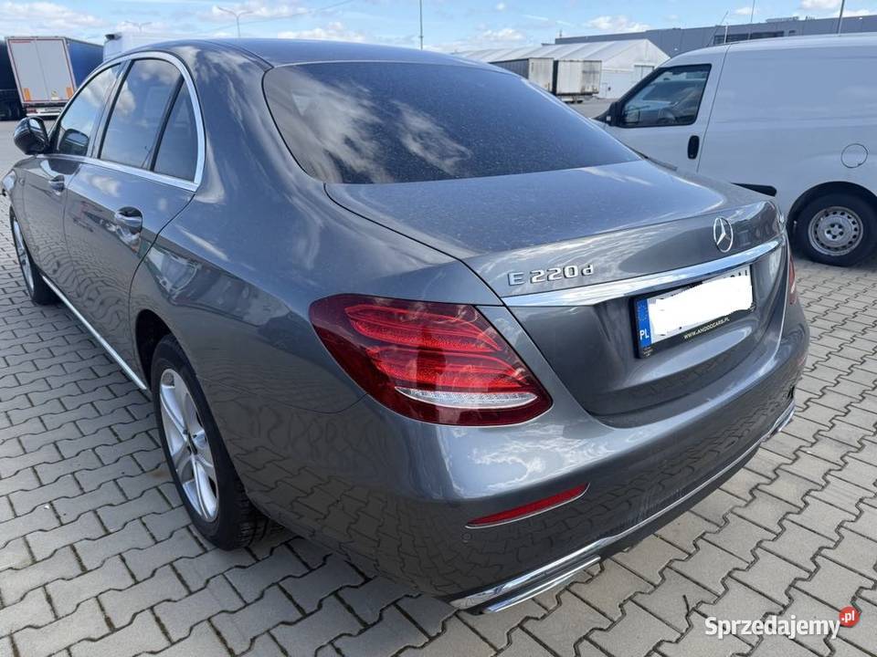 MERCEDES BENZ E 220 D 4MATIC 2018r Garwolin sprzedam