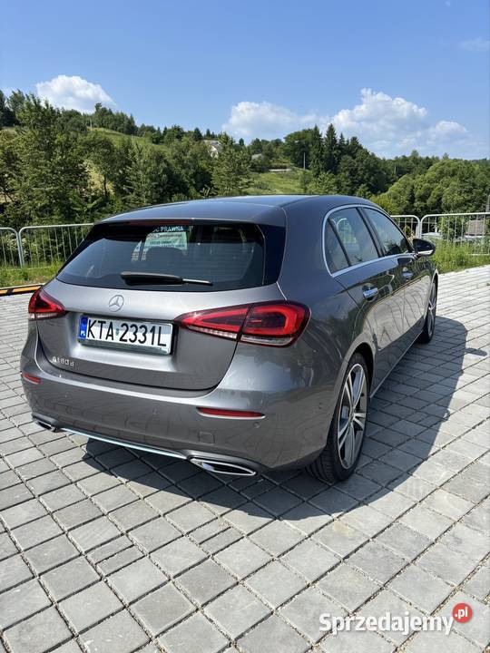 Mercedes A180d 2019r Niski przebieg 83000 bogato nieuszkodzony