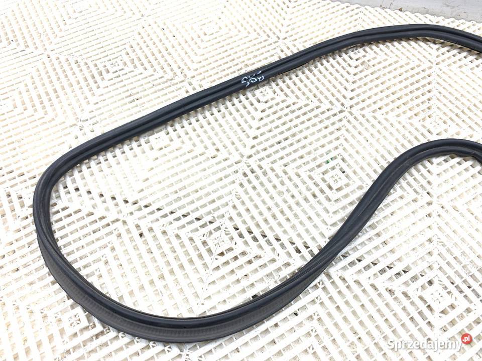 USZCZELKA KLAPY BAGAŻNIKA VW PASSAT B8 Kombi osobowe Uszczelki Uszczelki