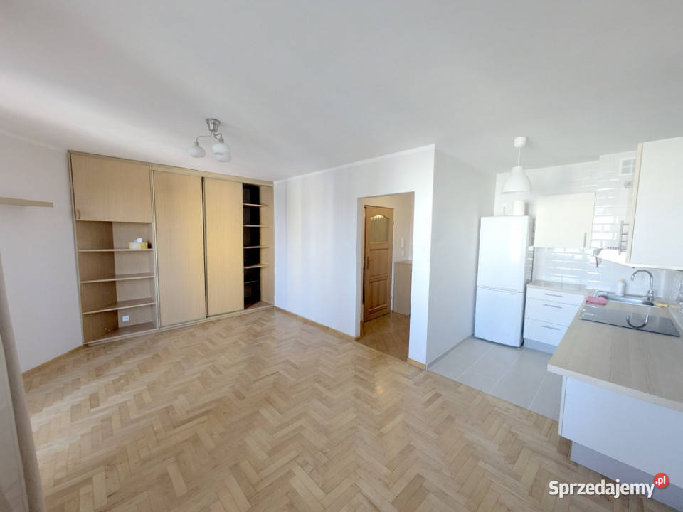 Studio 34 m z aneksem i komórką metra