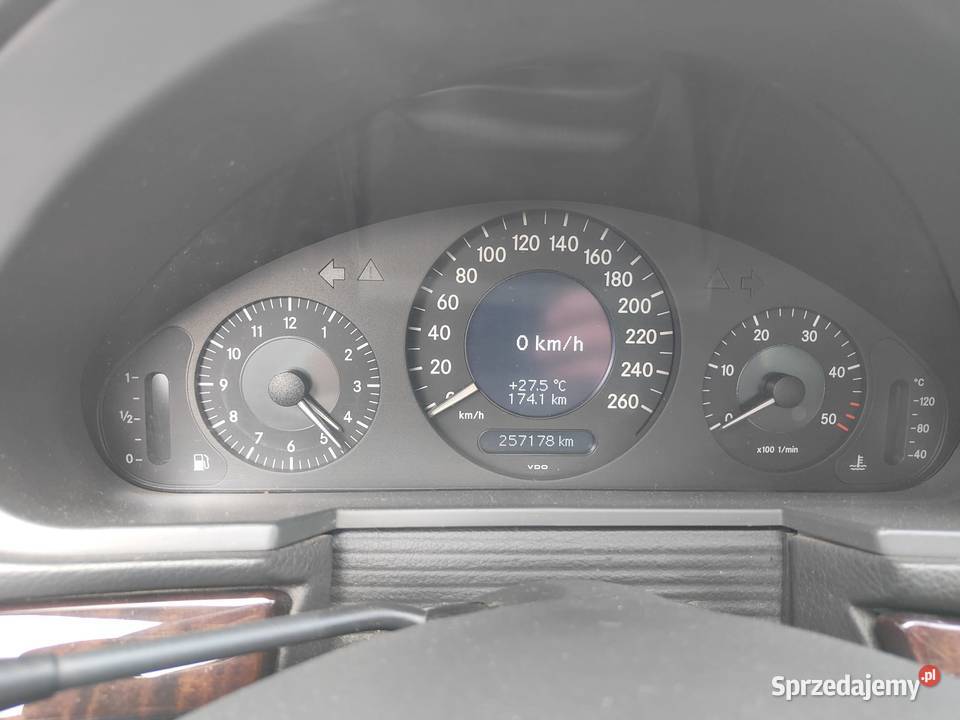 Mercedes W211 E220 22CDI 6 biegowy tempomat Białystok