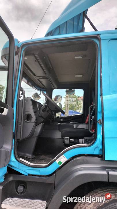 SCANIA P230 4x2 KONTENER IZOTERMA WINDA Częstochowa