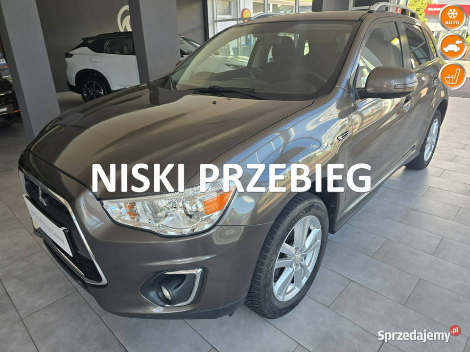 Mitsubishi ASX ASX 18 DID Symboliczny przebieg kamera cofania