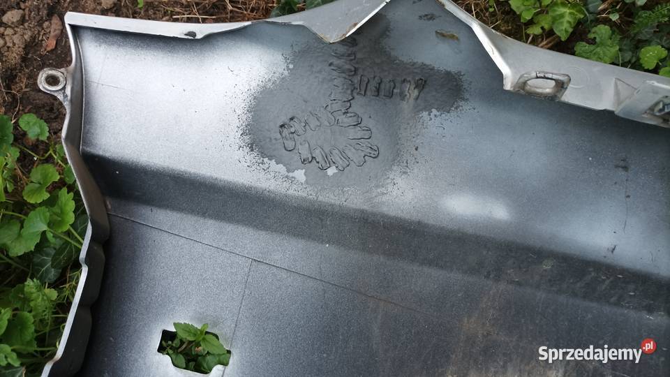 nissan xtrail t30 błotnik prawy lewy ky0 0407r Grąd