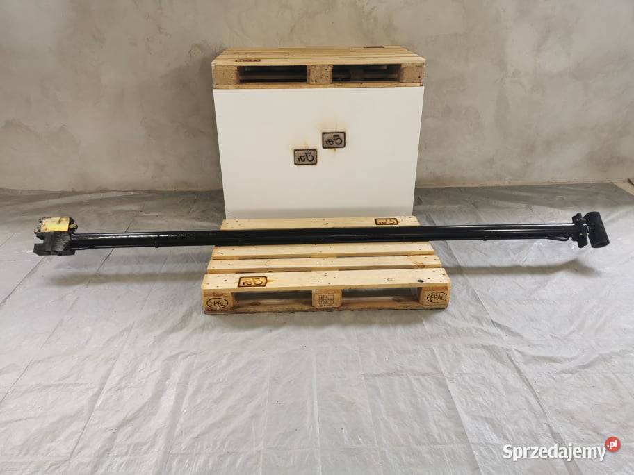 CAT TH 330 Cylinder hydrauliczny wysuwu masztu Wilkowo sprzedam