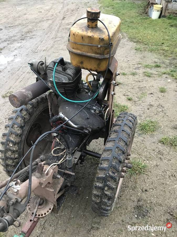 WSK Dzik pojazd SAM silnik 125 ciągniczek 125cm3 sprzedam