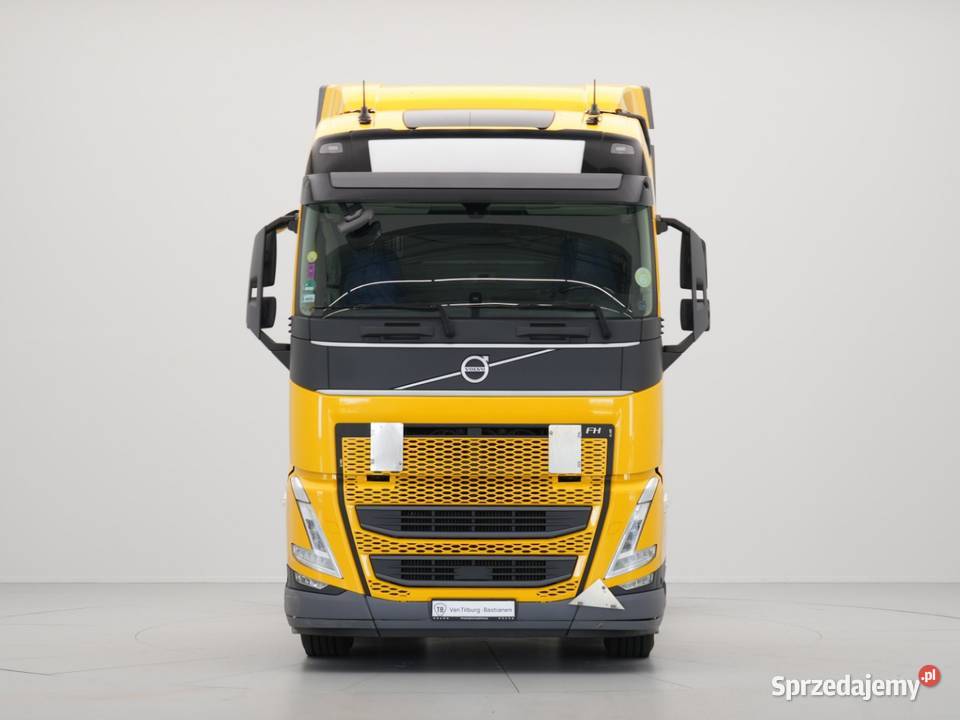 Ciagnik VolvoNowy model tez Leasing Ciągniki siodłowe Warszawa