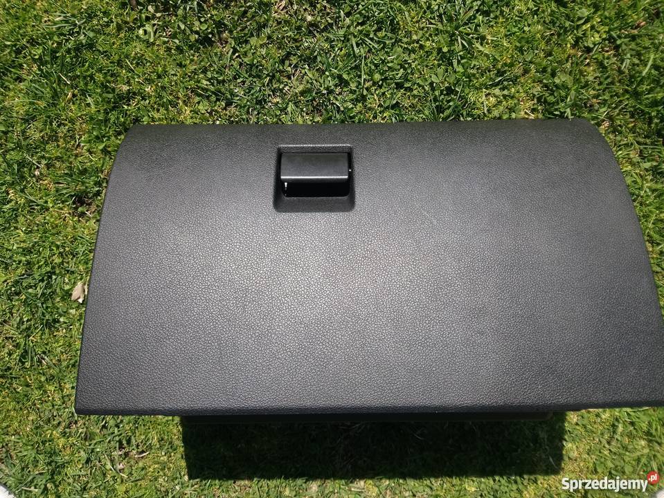 Schowek pasażera mondeo mk3 stan idealny śląskie Kalety